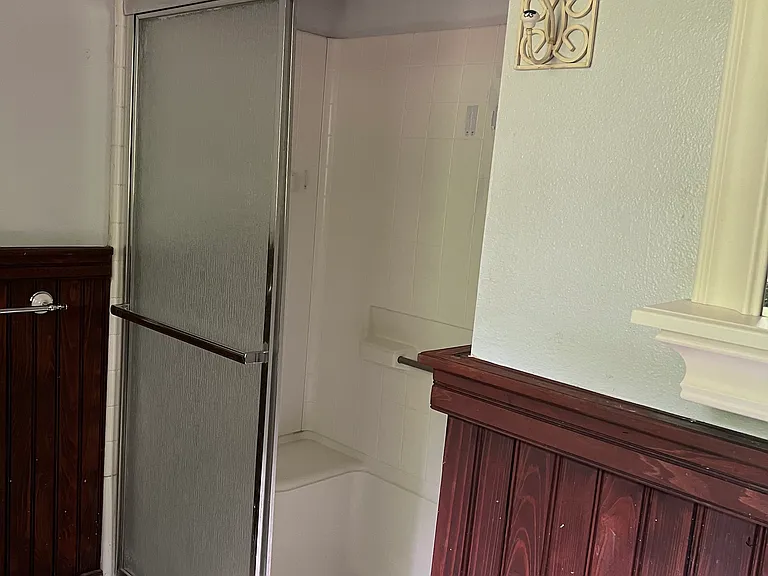 7183 Chandler Dr — Photo 3