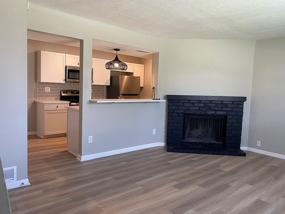 1st image of 115 NW 64th St #115