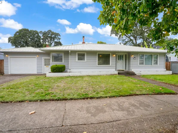 1355 Juniper St, Junction City, OR 97448