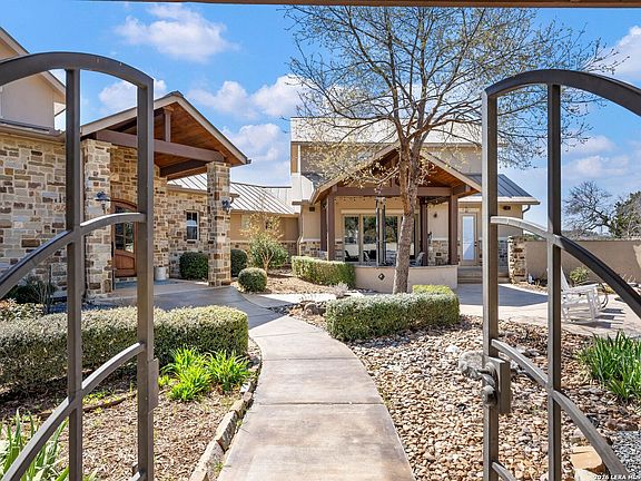 4th image of 432 Starling Pass