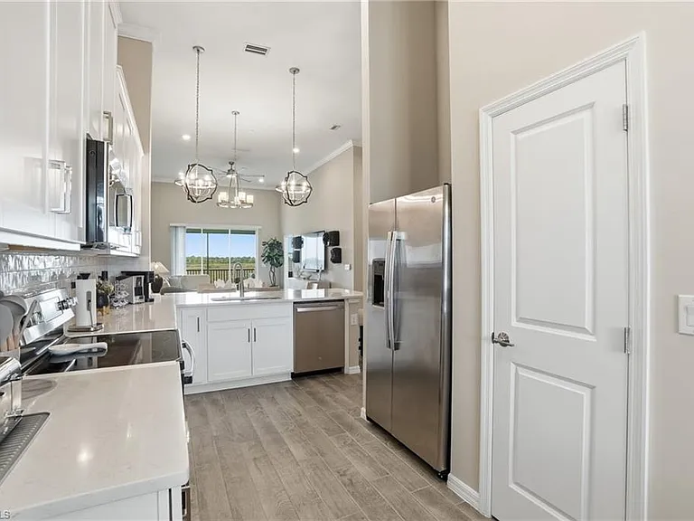 11851 Venetian Lagoon Dr #202 — Photo 11