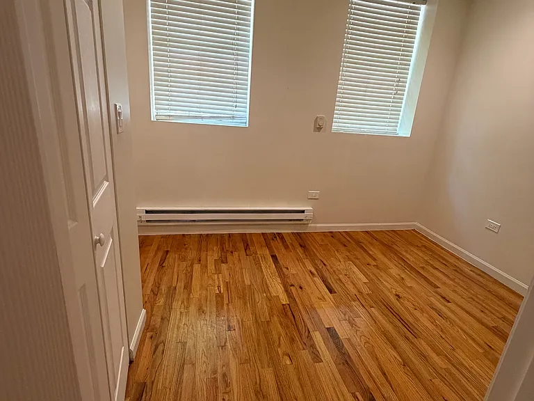1812 W Chase Ave #G — Photo 6