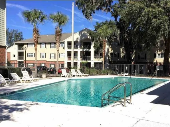 2360 SW Archer Rd APT 621, Gainesville, FL 32608
