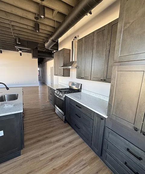 100 W Union St #300 — Photo 9