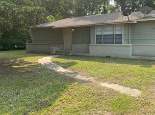 1802 McCarver St, Longview, TX 75602