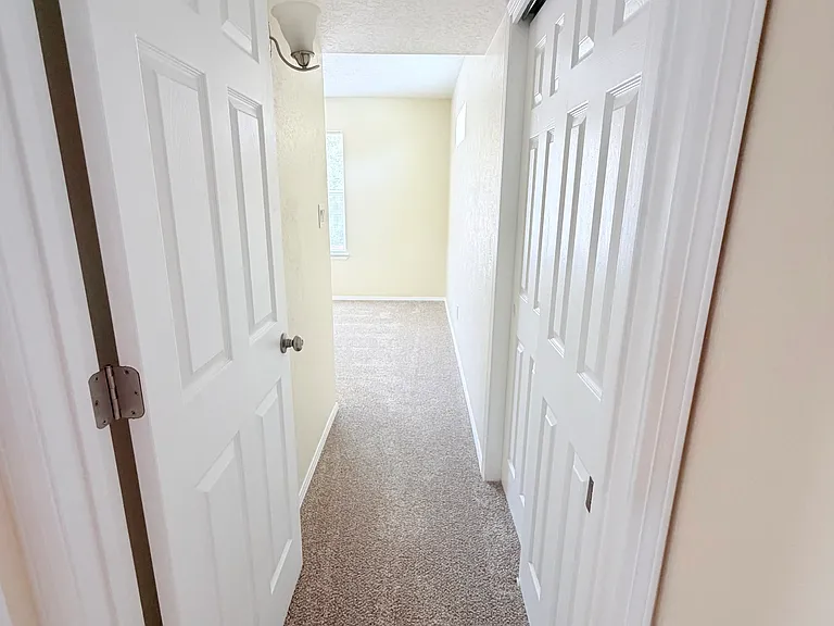 6125 Rosetree Pl NE — Photo 31