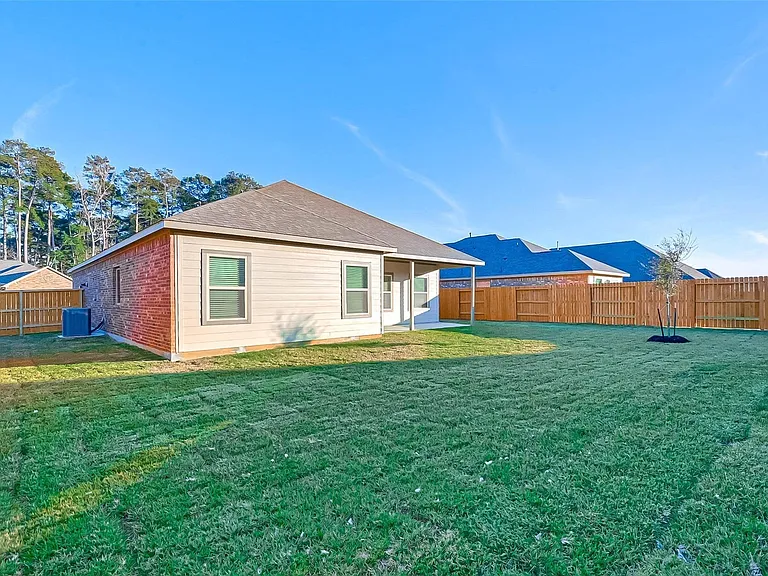 983 Golden Willow Ln — Photo 24