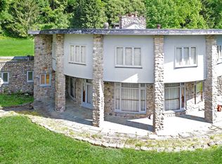 4 Amackassin Rd, Blairstown, NJ 07825