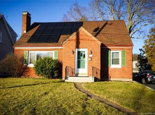 56 Phedon Pkwy, Middletown, CT 06457