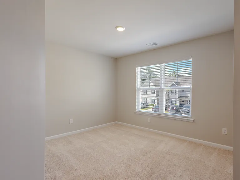 236 Spencer Cir — Photo 15
