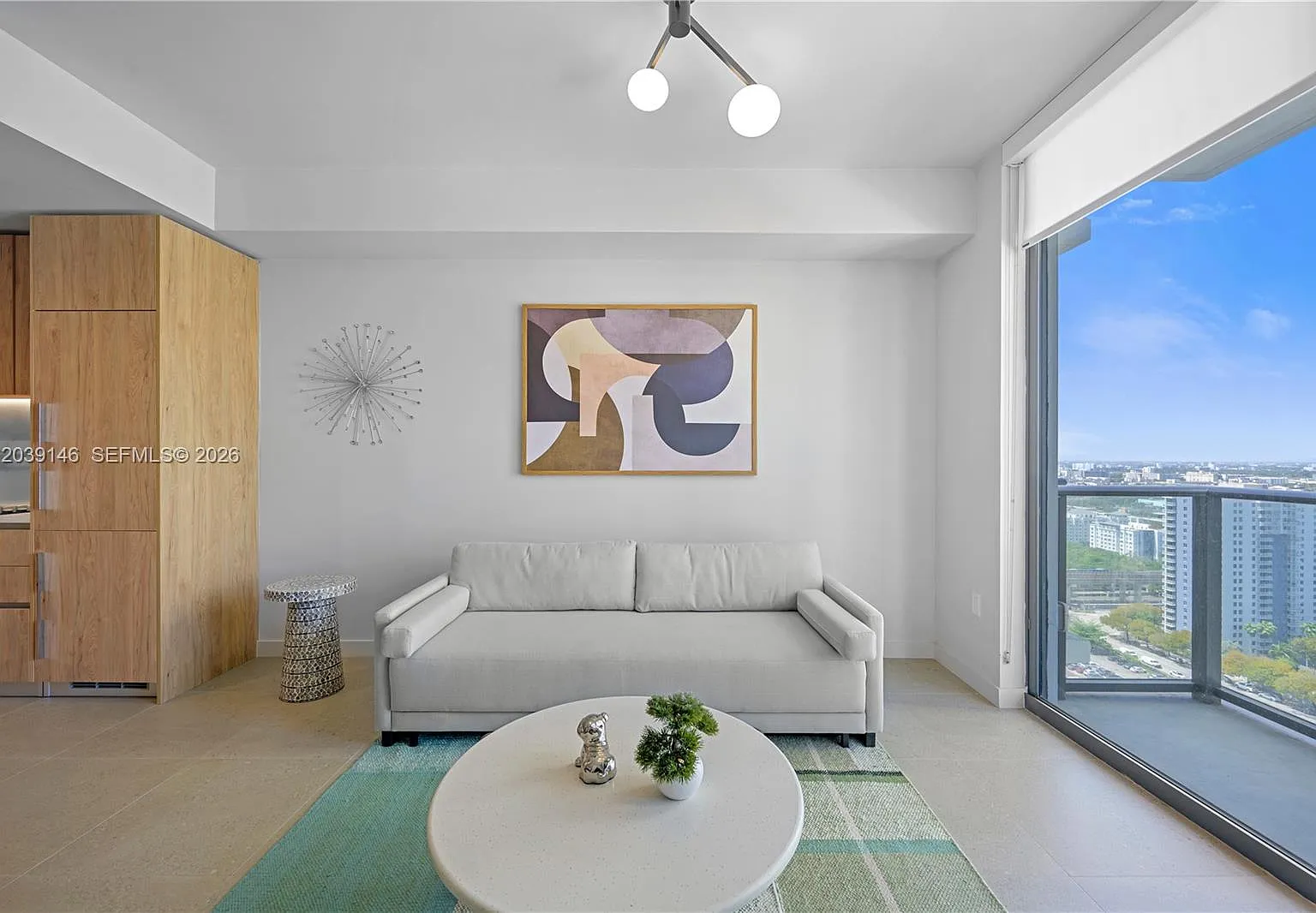 1 bed, 1.0 bath, 586 sqft, $3,500 — Photo 2