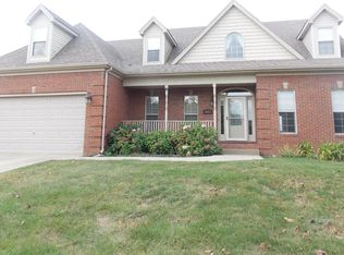 2012 Rose Bay, Versailles, KY 40383