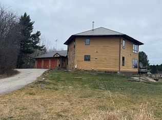 9067 S Ridge Rd, Sault Sainte Marie, MI 49783