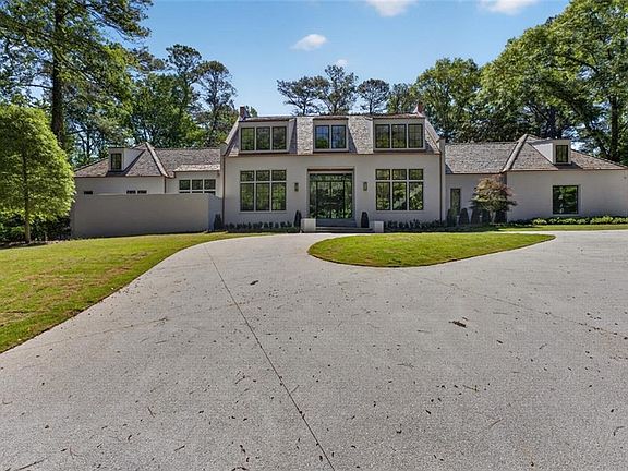 4th image of 3563 Northside Dr NW