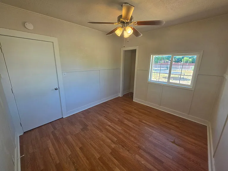 1223 Colusa St — Photo 12