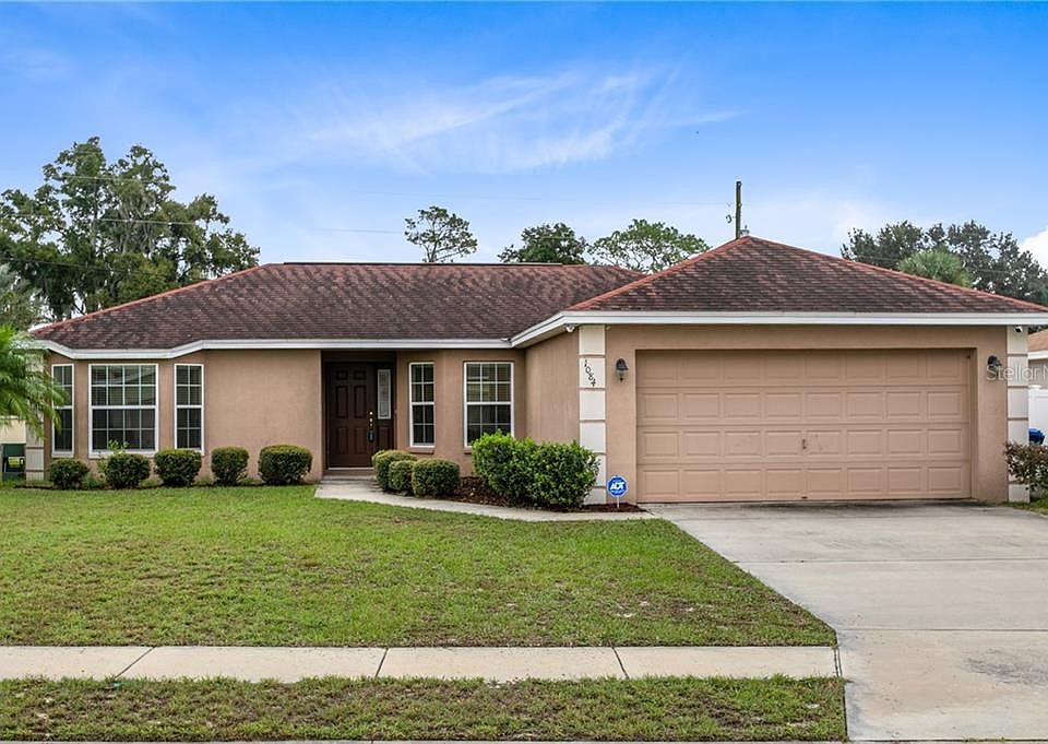 1st image of 1084 Brenton Manor Dr