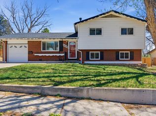 1415 Holmes Dr, Colorado Springs, CO 80909