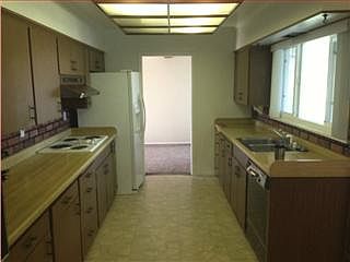 5th image of 1621 Trollman Ave