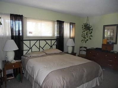 5th image of 6164 Castleton Dr