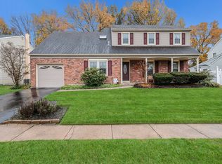 583 Buck Dr, Fairless Hills, PA 19030