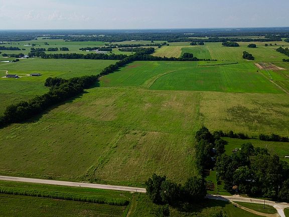 3rd image of 000 Cedar Lane