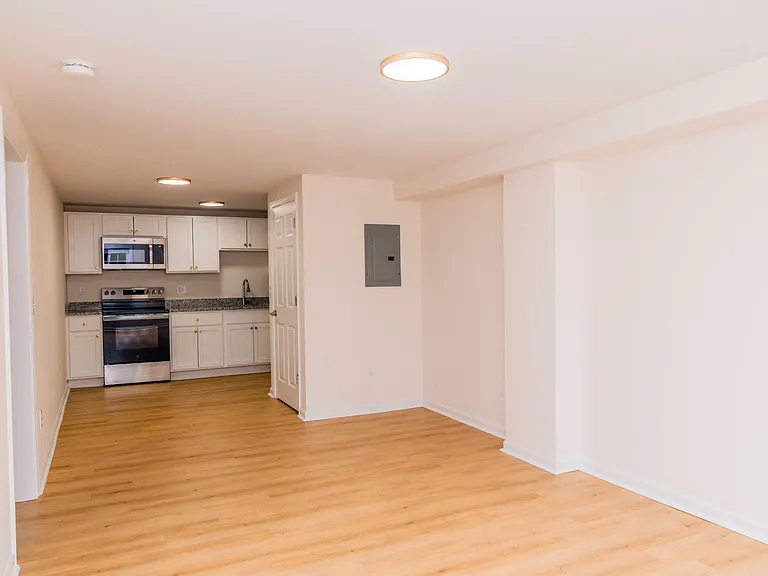 103 Cresap Rd — Photo 13