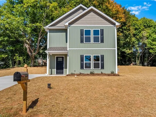 439 Buick St, Winston Salem, NC 27101