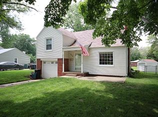 489 N 34th St, Decatur, IL 62521