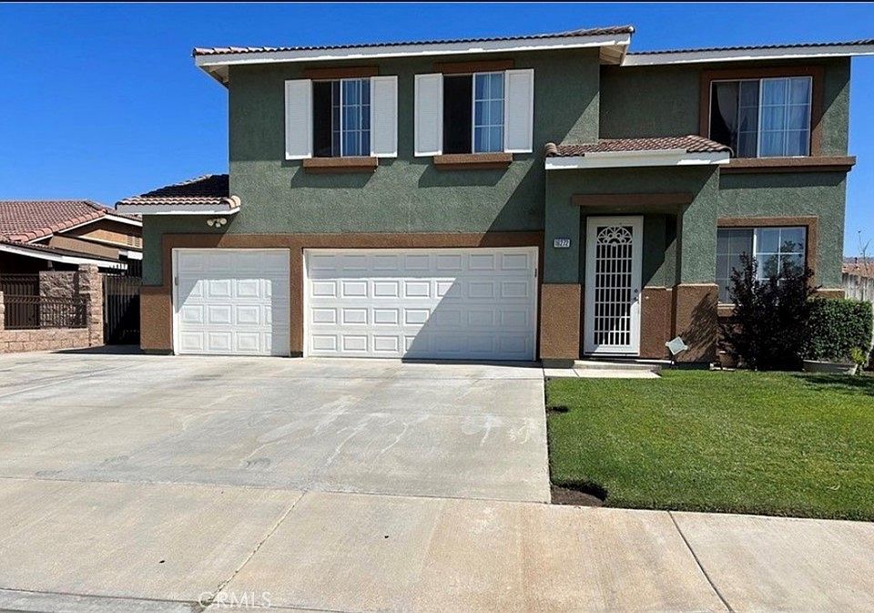 1st image of 16272 Emma Ln