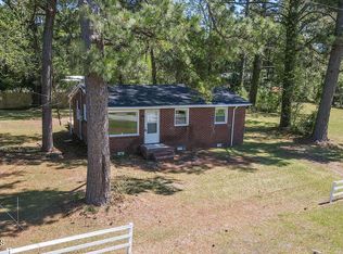 230 Old 30 Rd, Jacksonville, NC 28546