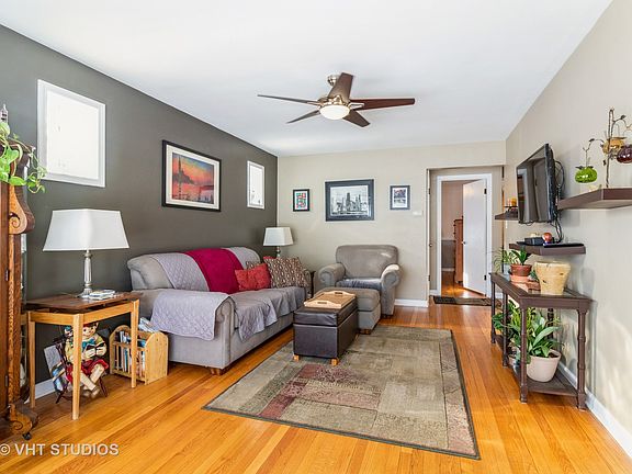 2nd image of 4867 Wick Dr