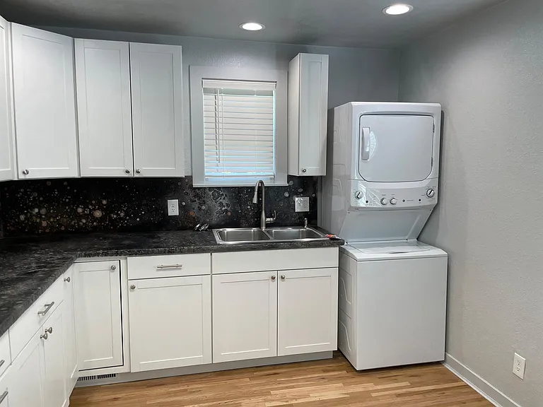 619 S 10th Ave #1 — Photo 11