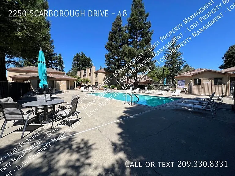 2250 Scarborough Dr #48 — Photo 23
