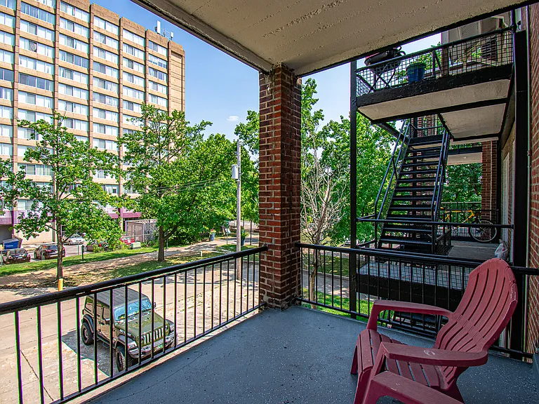 710710 Leland Ave #2N — Photo 31