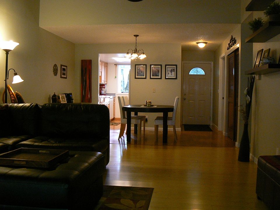 2nd image of 14620 SW 106th Ave