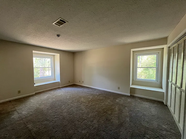 554 Alexandria Hwy — Photo 19
