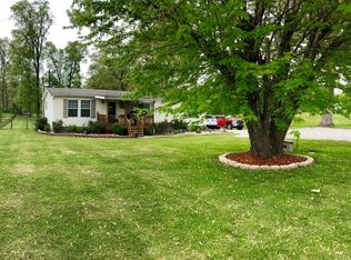 6037 Highway 490, East Bernstadt, KY 40729