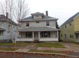 507 Vine St, Ishpeming, MI 49849
