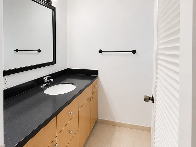 Modern Minimalist master room bathroom