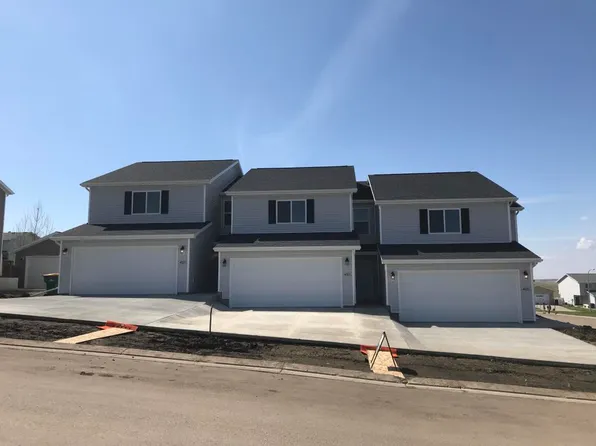 4523 Corvette St, Mandan, ND 58554