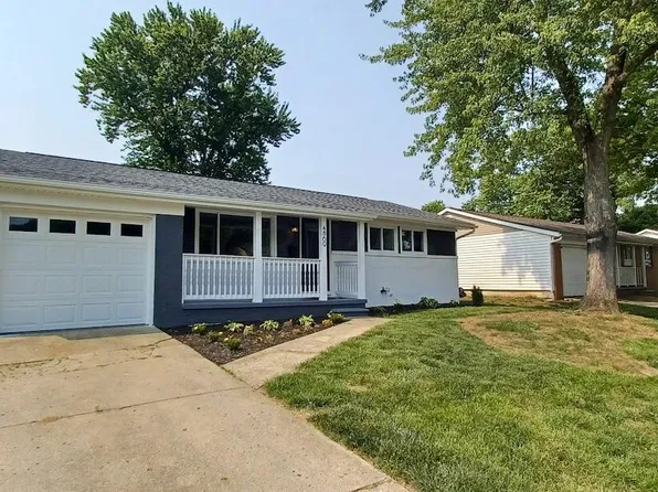 4869 Downing Dr, Columbus, OH 43232