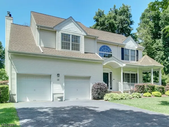 10 Stowe Ct, Roxbury Twp., NJ 07852