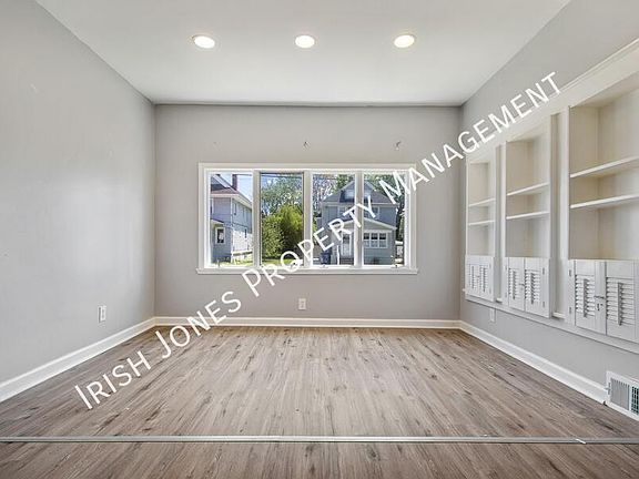 2nd image of 76 Hammerschmidt Ave