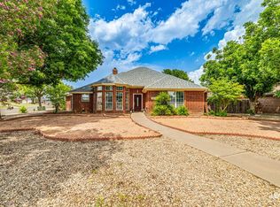 6034 Warwick Dr, San Angelo, TX 76901