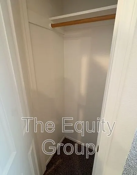 1827 E Cambridge Ct — Photo 6