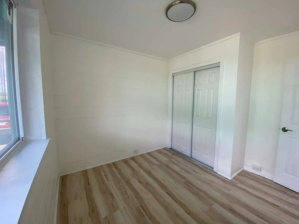 3 bed, $2,210 — Photo 3
