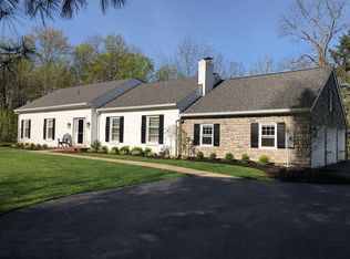 6341 Werk Rd, Cincinnati, OH 45248