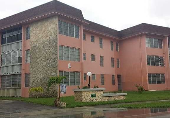 2nd image of 18555 NE 14th Ave APT 501