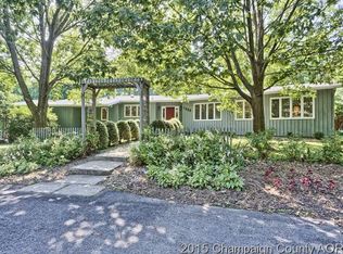1502 W Brookside Ln, Mahomet, IL 61853