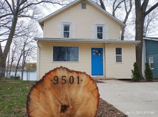 9501 Mandon Rd, White Lake, MI 48386